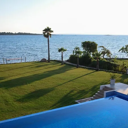 Beachfront Natalia With Two Private Pools