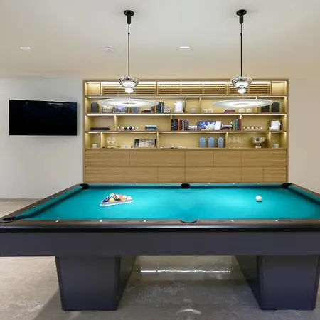 Villa Beachfront Natalia With Two Private Pools *