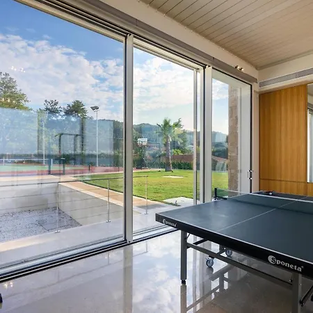 Beachfront Natalia With Two Private Pools Vourvourou