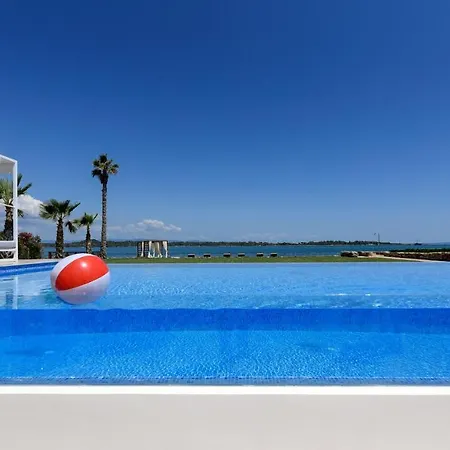 Beachfront Natalia With Two Private Pools *