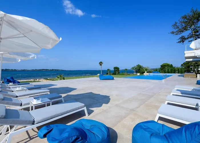 Beachfront Natalia With Two Private Pools Vourvourou