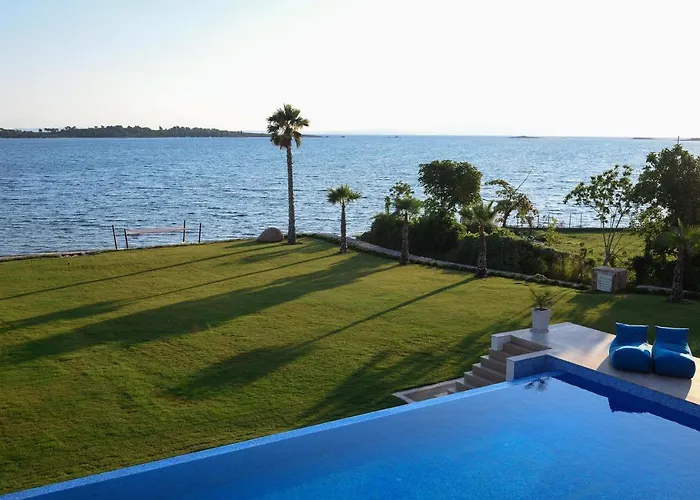 Beachfront Natalia With Two Private Pools