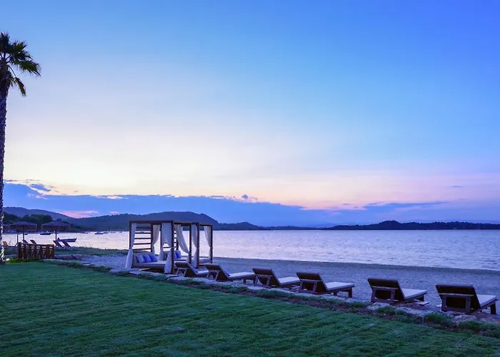 Beachfront Natalia With Two Private Pools * Vourvourou