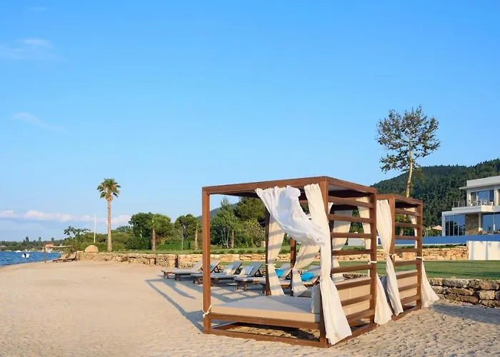 Villa Beachfront Natalia With Two Private Pools *