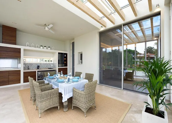 Beachfront Natalia With Two Private Pools *